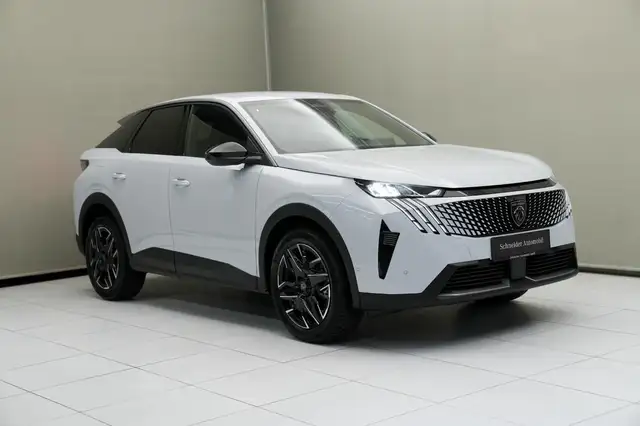 Peugeot 3008 1.2 Hybrid 145 Allure SoundSys PDC SpurH