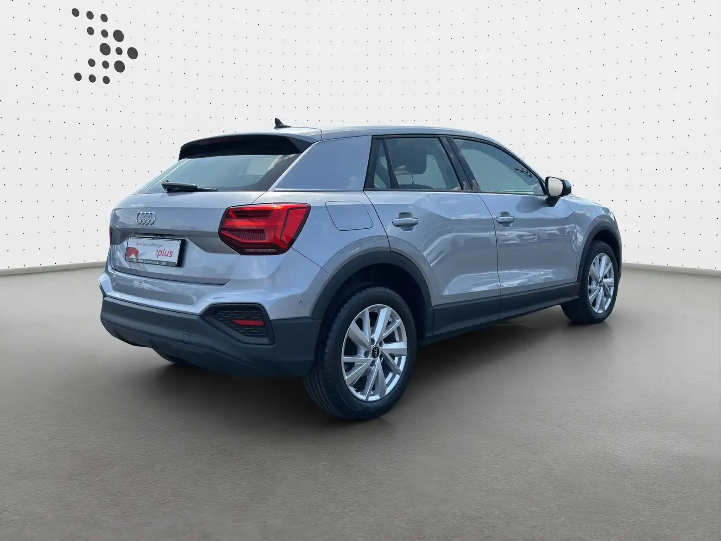 Audi Q2 30 TDI Stronic *MATRIX*NAVI-PLUS*KAMERA*ALU* Серебристый - 2