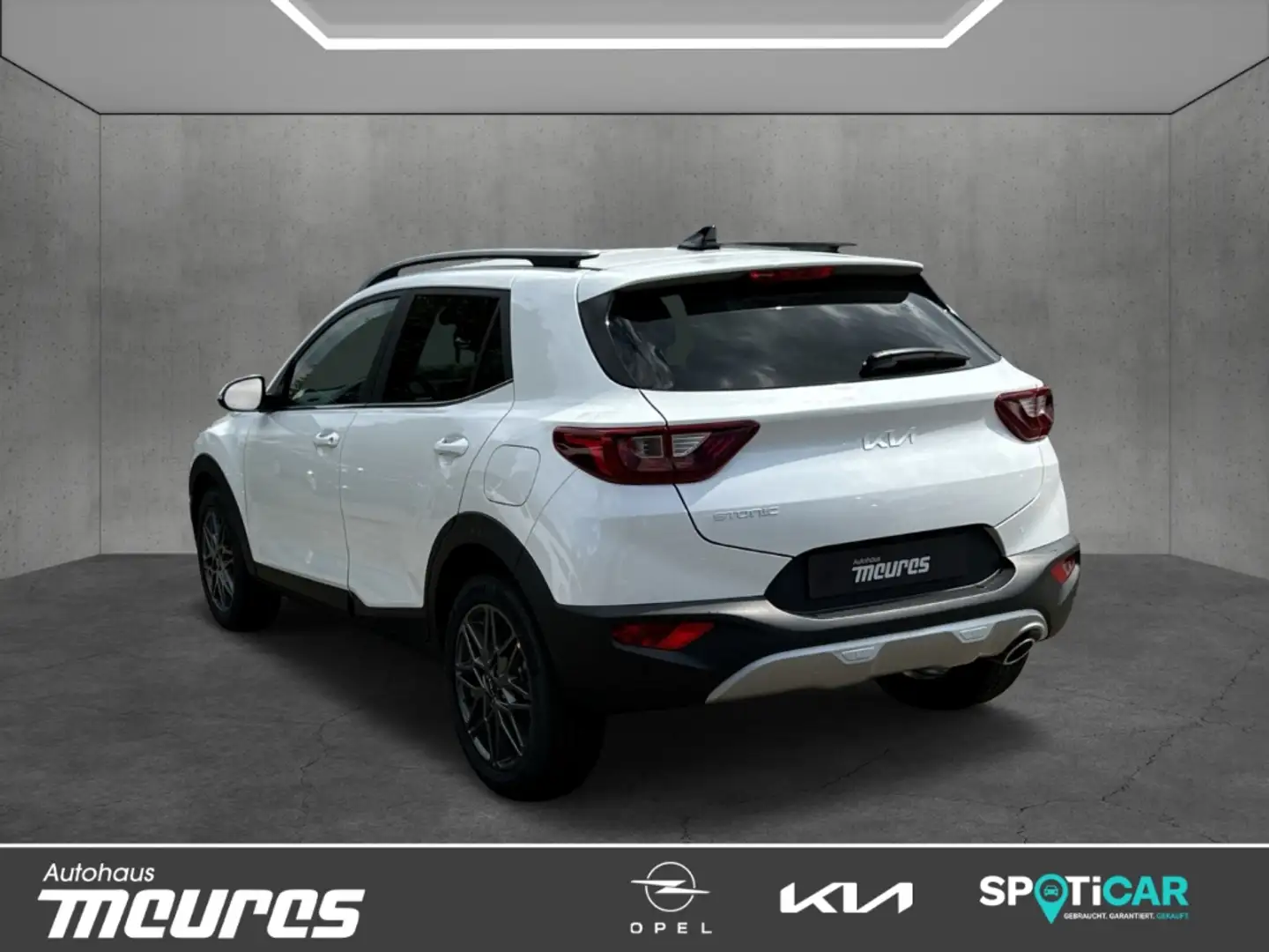 Kia Stonic Nightline 1.0 T-GDI Mild-Hybrid AUTOMATIK Allwette Weiß - 2