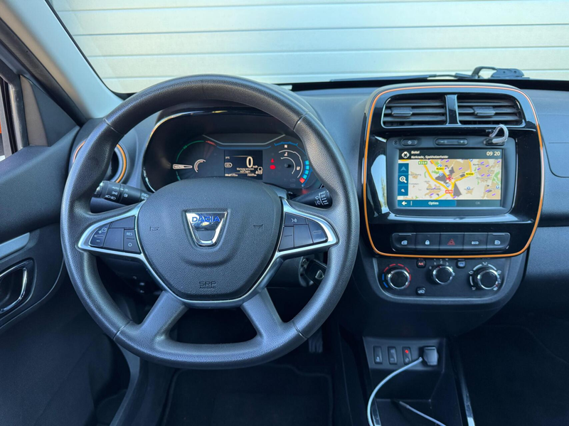 Dacia Spring Comfort Plus (Orange Pack) 27 kWh DC Lader/Navi/Ca — photo 9