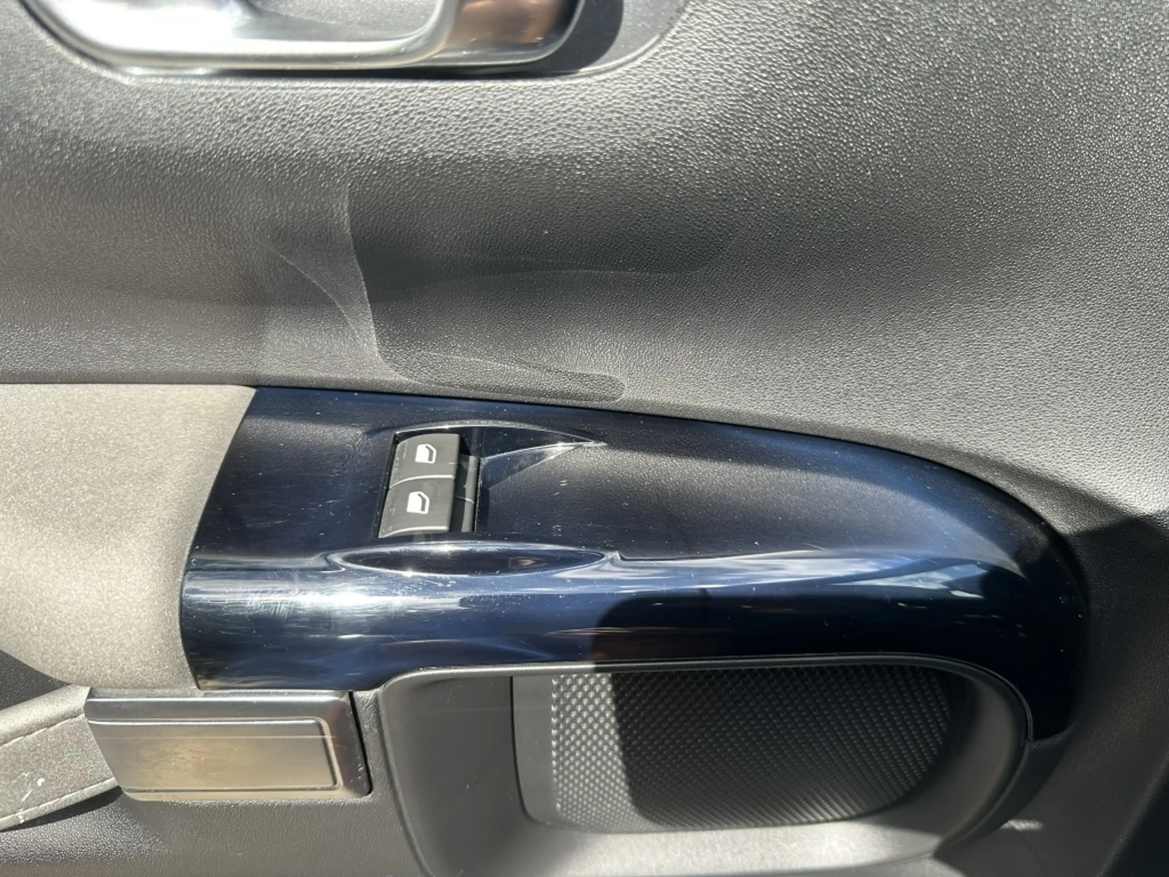 Citroen C4 Cactus 1.2 110PK Business Navi/Carplay/PDC — photo 11