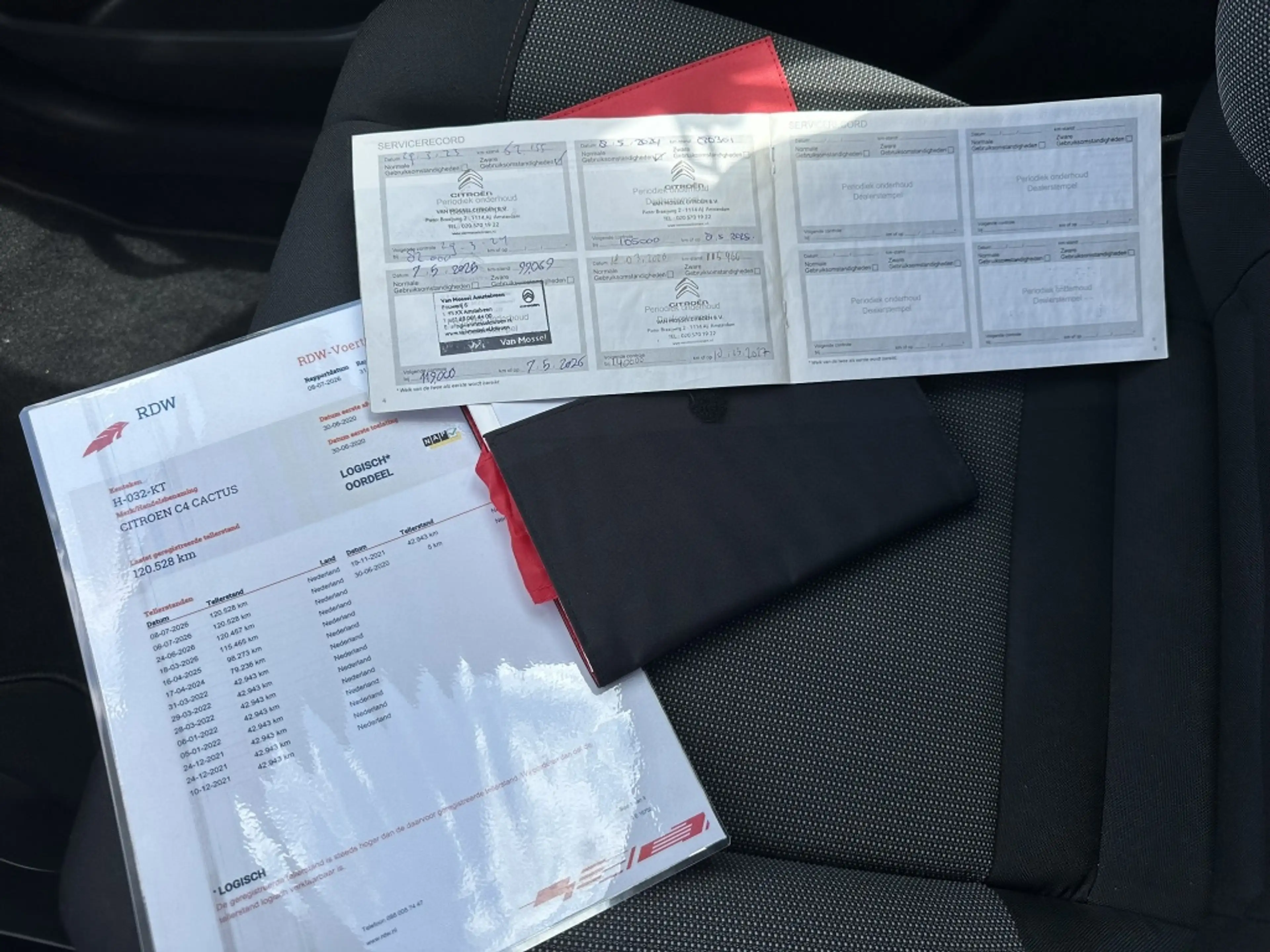 Citroen C4 Cactus 1.2 110PK Business Navi/Carplay/PDC — photo 8