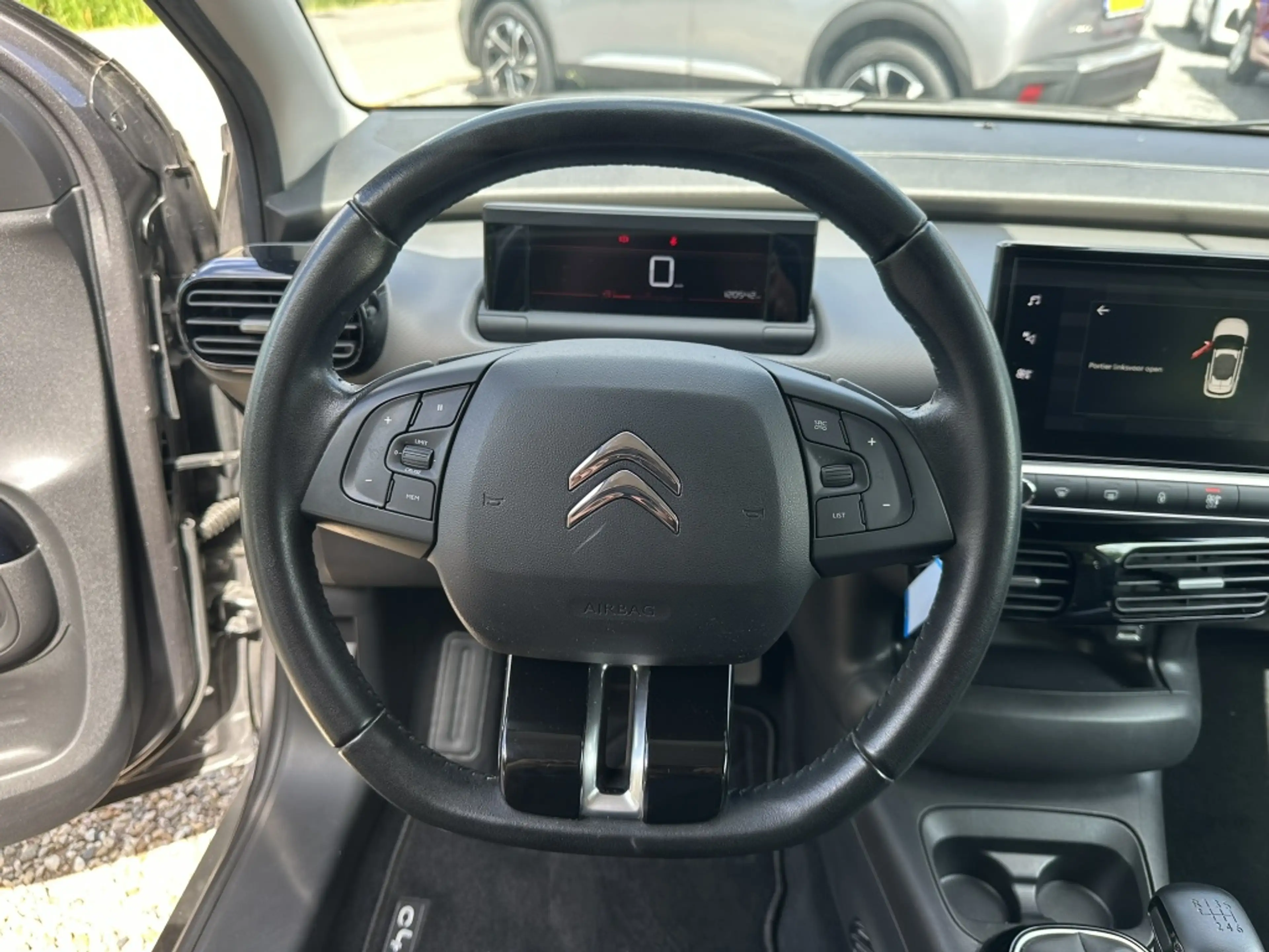 Citroen C4 Cactus 1.2 110PK Business Navi/Carplay/PDC — photo 6