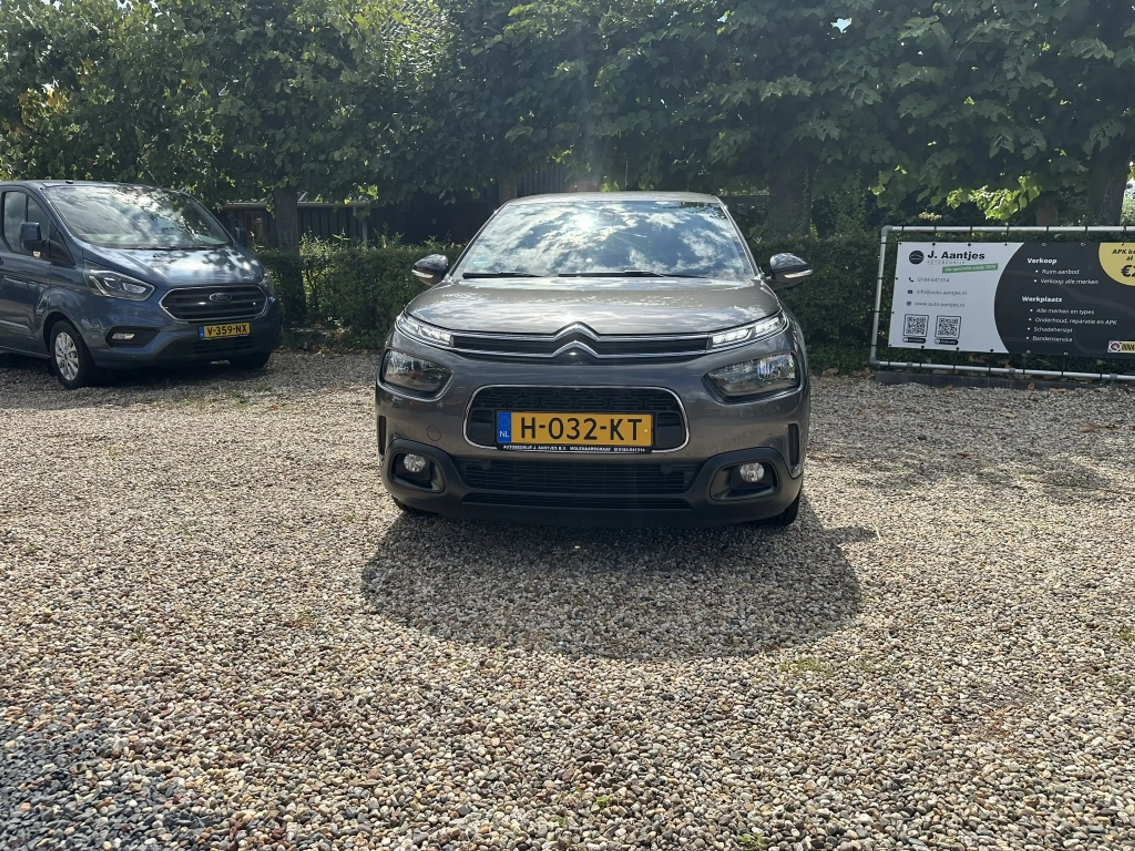 Citroen C4 Cactus 1.2 110PK Business Navi/Carplay/PDC — photo 2