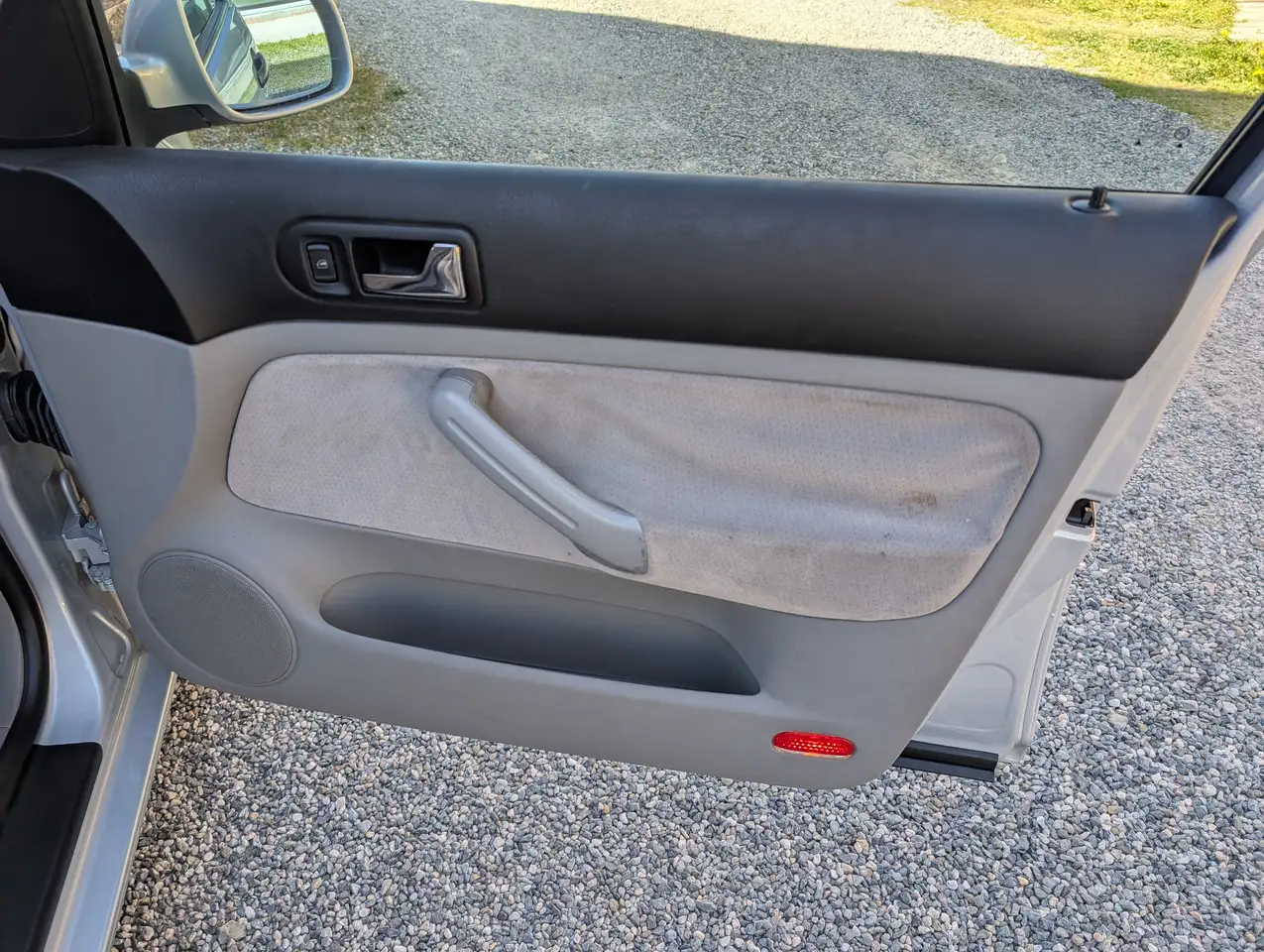 Volkswagen Golf IV 1997 5p 1.6 Highline, foto 11