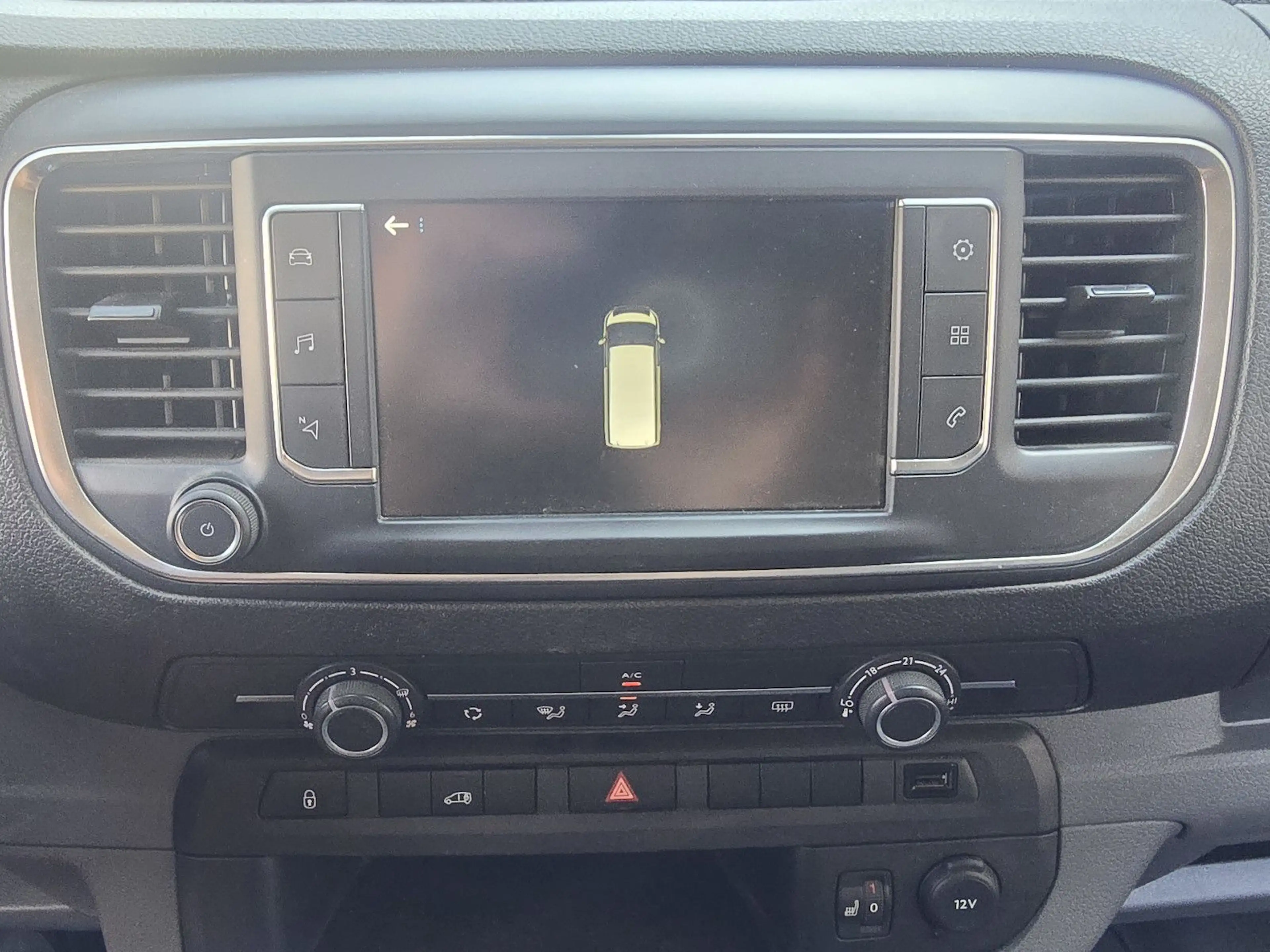 Peugeot Expert Premium L2 NAVI Klima AHK Werkstatt — photo 15