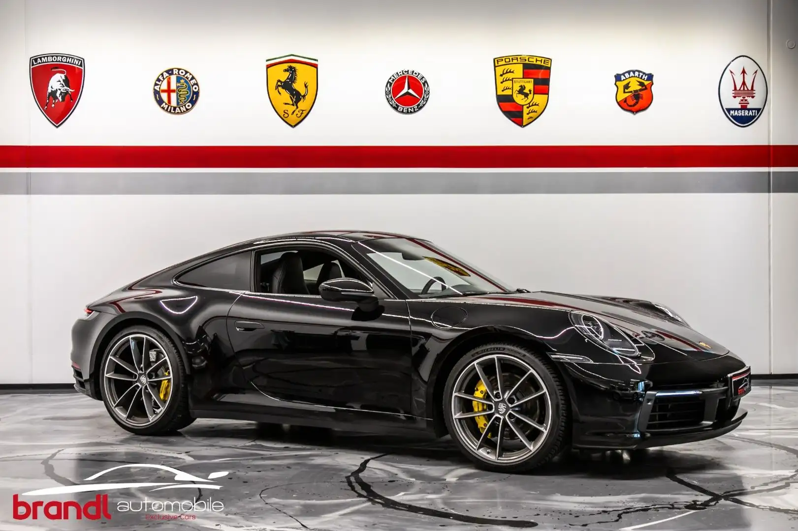 Porsche 992 Carrera 4S / DE / Approved Noir - 1