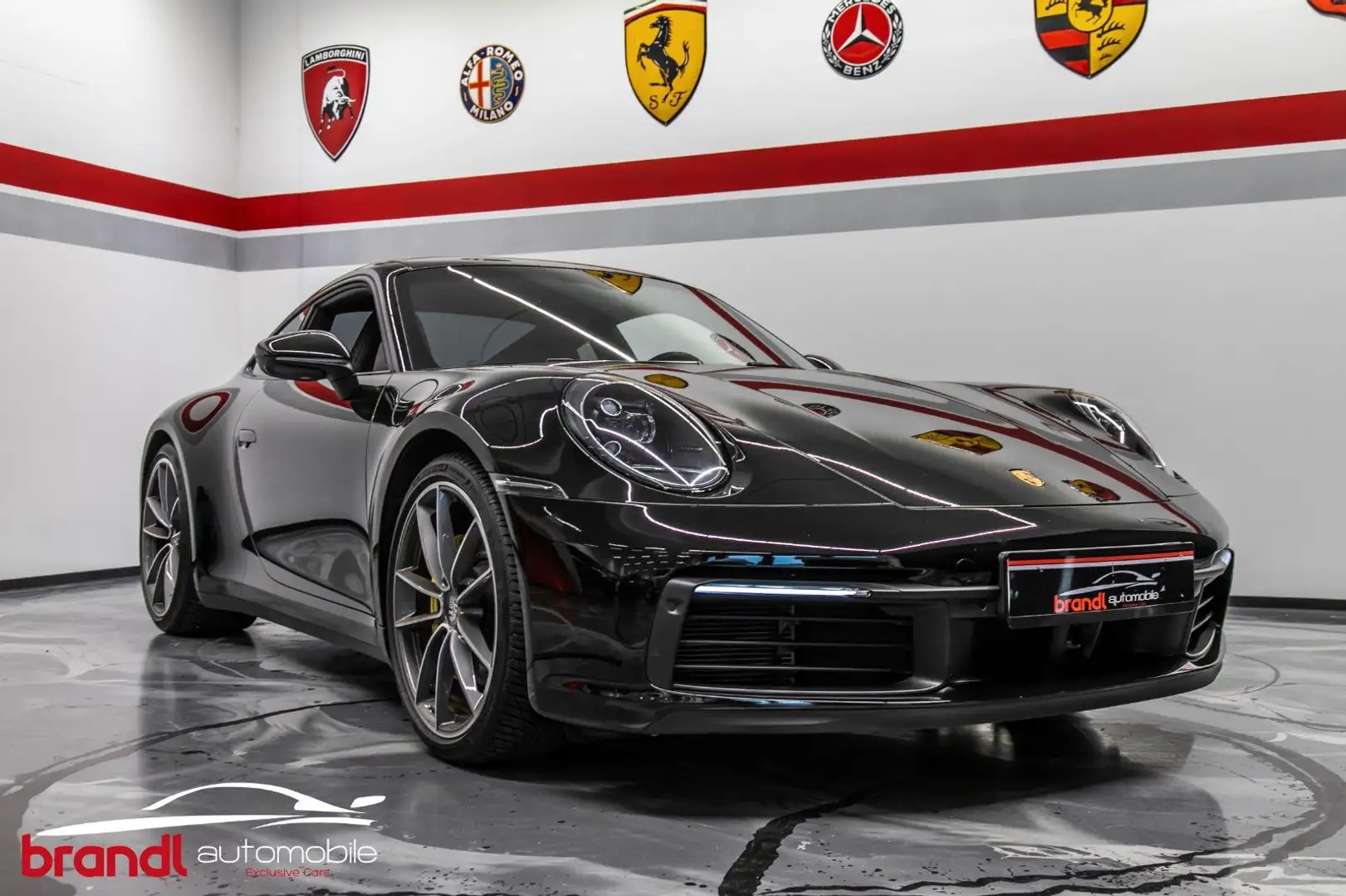 Porsche 992 Carrera 4S / DE / Approved Noir - 2