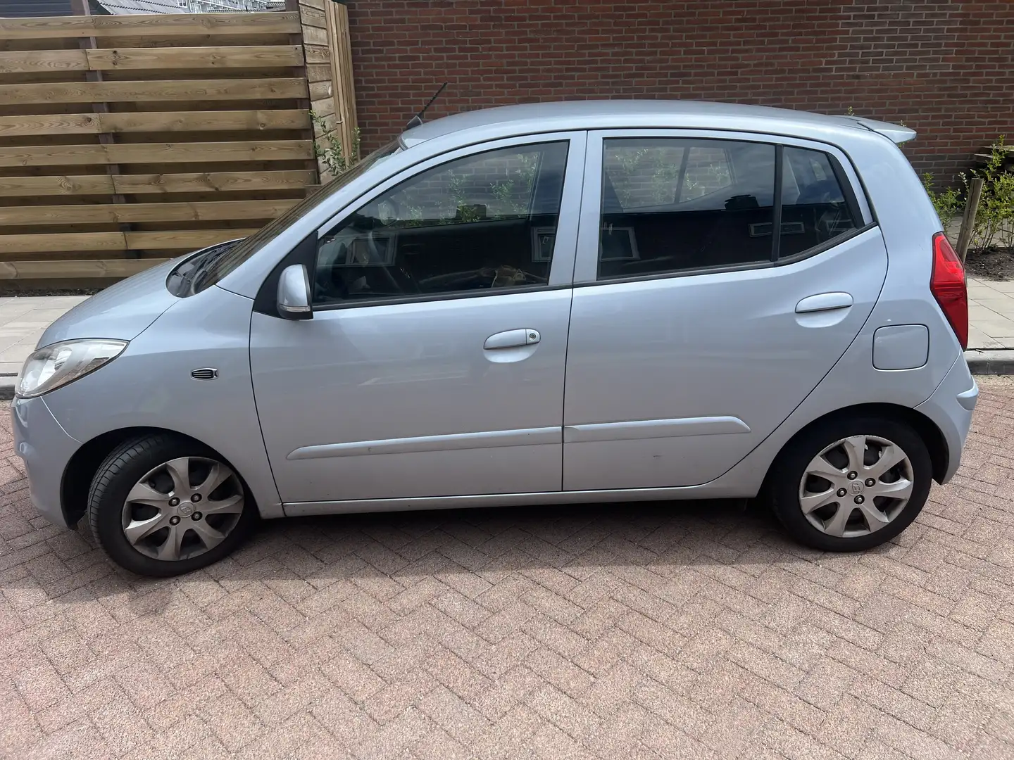 Hyundai i10 1.2 i-Motion Cool Gri - 2