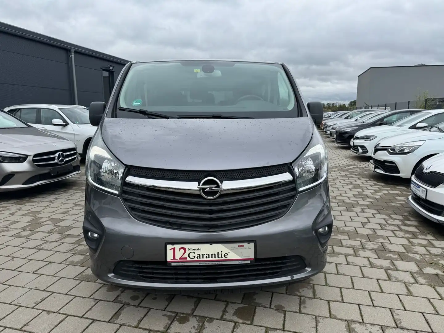 Opel Vivaro B Kombi Combi L2H1  2,9t Grau - 2
