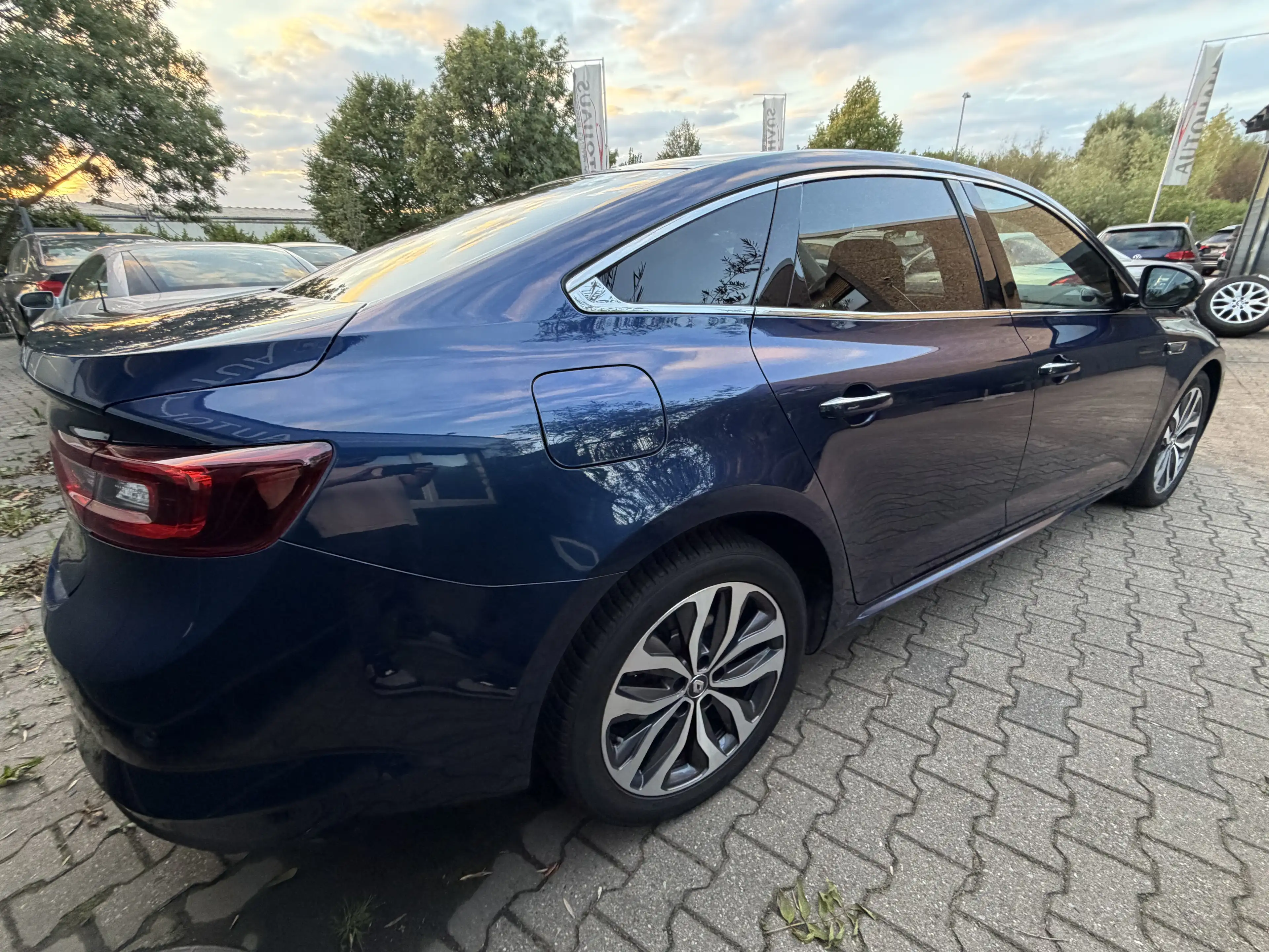 Renault Talisman Intens dCi FAP Energy Limousine Top Gepflegt Voll Leder Navi LED — photo 8