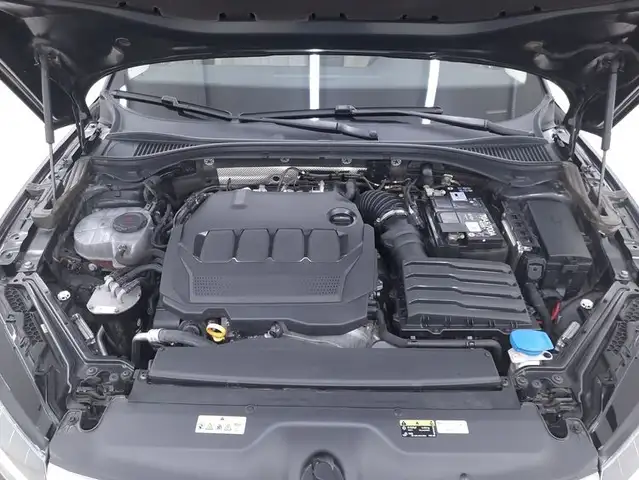 Skoda Superb view 13