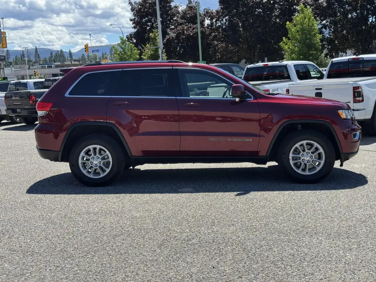 Jeep Grand Cherokee снимка Jeep Grand Cherokee