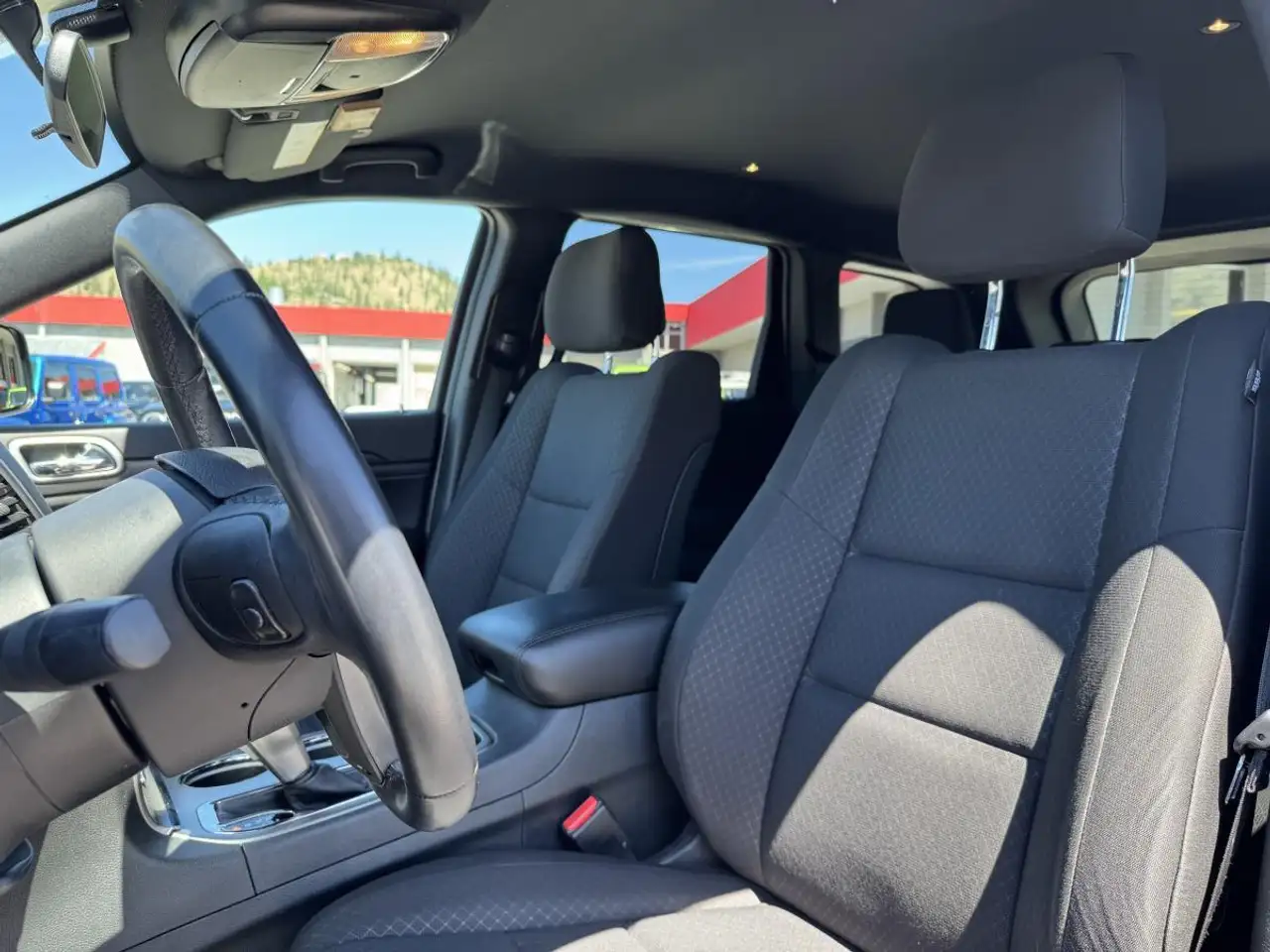 Jeep Grand Cherokee снимка Jeep Grand Cherokee
