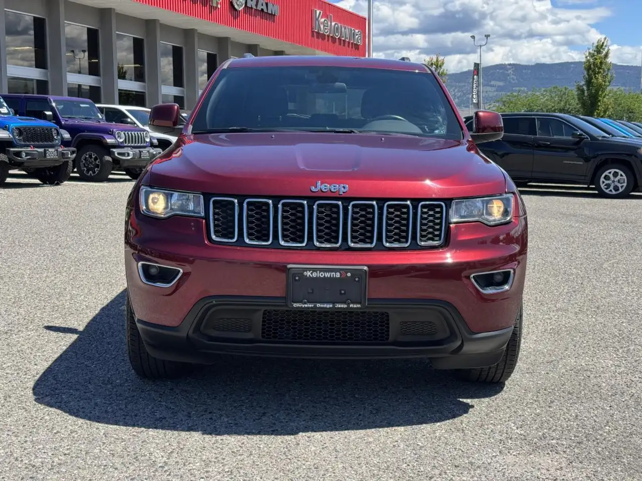 Jeep Grand Cherokee снимка Jeep Grand Cherokee
