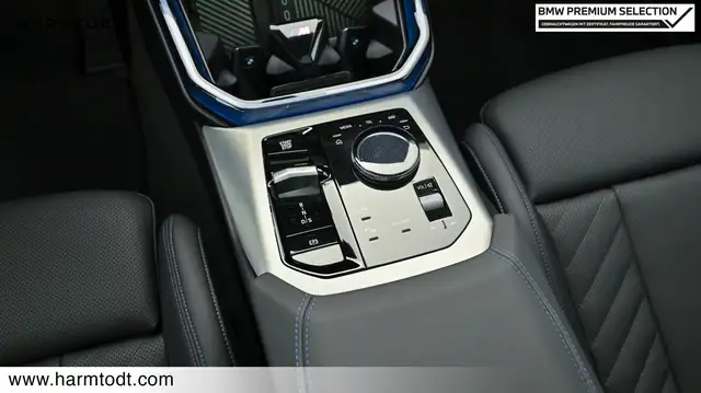 BMW X3 view 14