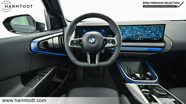 BMW X3 view 12