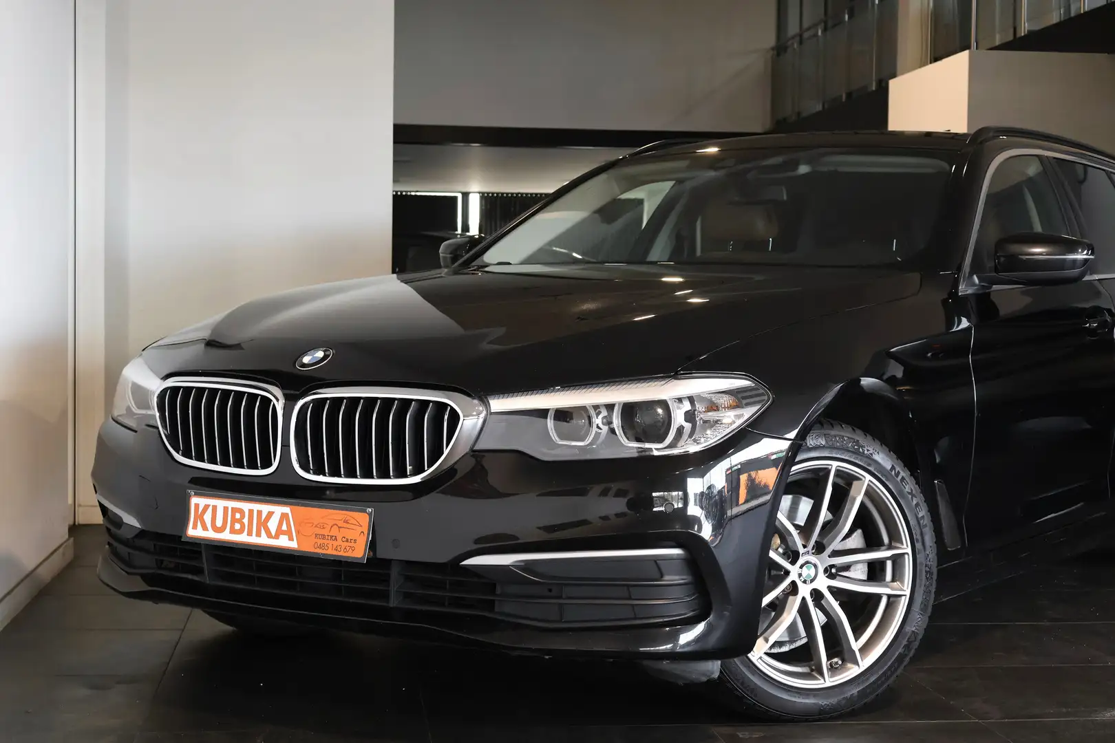 BMW 520 520d Touring Aut. Navi CruiseC ZetelV Garantie Noir - 2