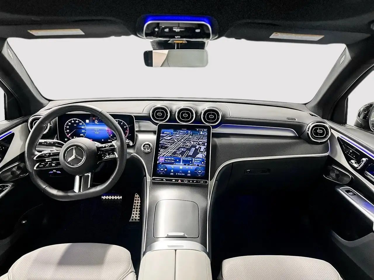 Mercedes-Benz GLC снимка Mercedes-Benz GLC