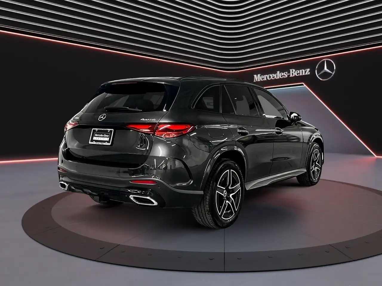 Mercedes-Benz GLC снимка Mercedes-Benz GLC