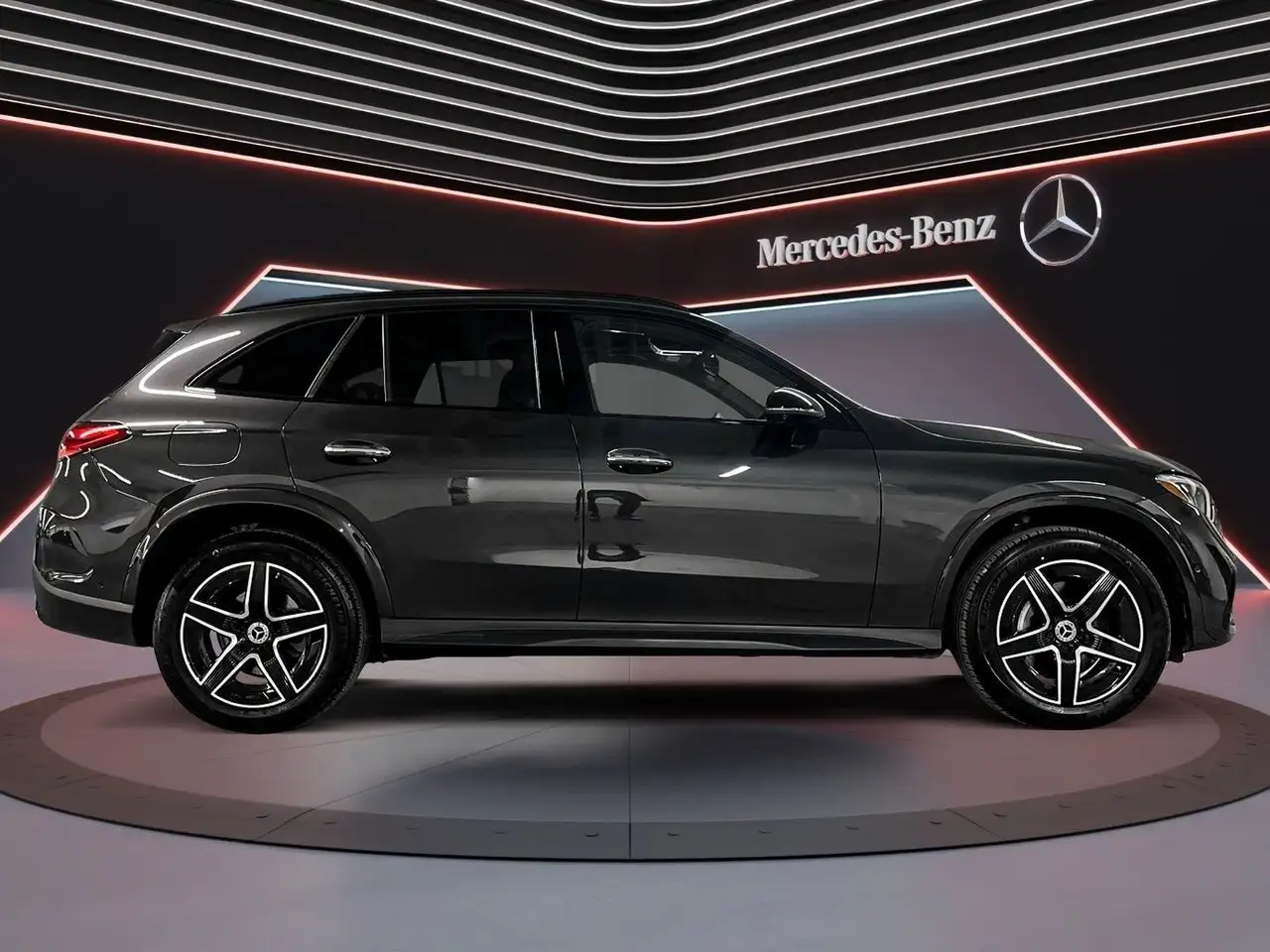 Mercedes-Benz GLC снимка Mercedes-Benz GLC