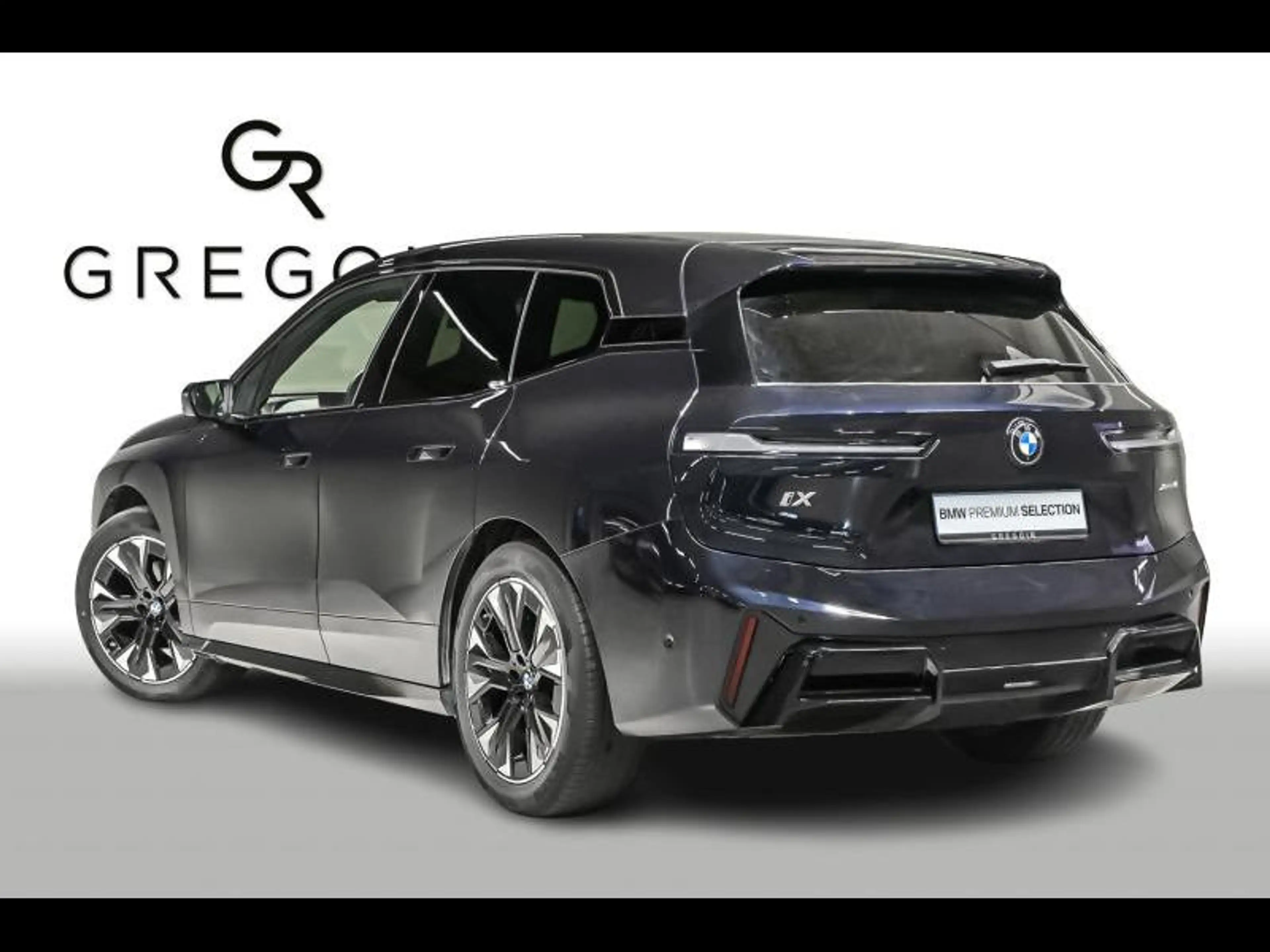BMW iX xDrive45 - M PACK PRO|DASS+|360CAM|H&K|PANO| — photo 5