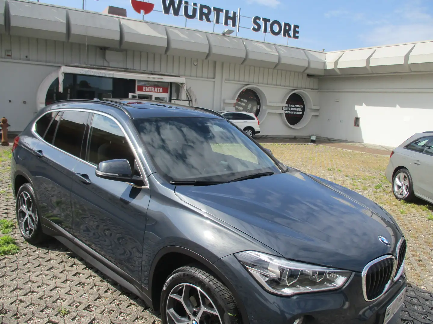 BMW X1 PELLE, FARI A LED, TETTO, CERCHI 18,TELECAMERA Grau - 1