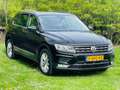 Volkswagen Tiguan 2.0 TDI 4Motion Highline/Pano/Automaat/Trekhaak Zwart - thumbnail 1