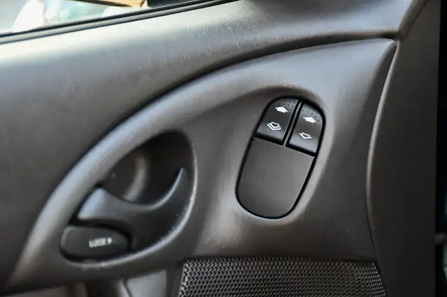 Ford Focus view 8
