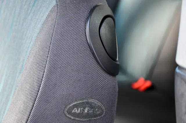 Ford Focus view 14