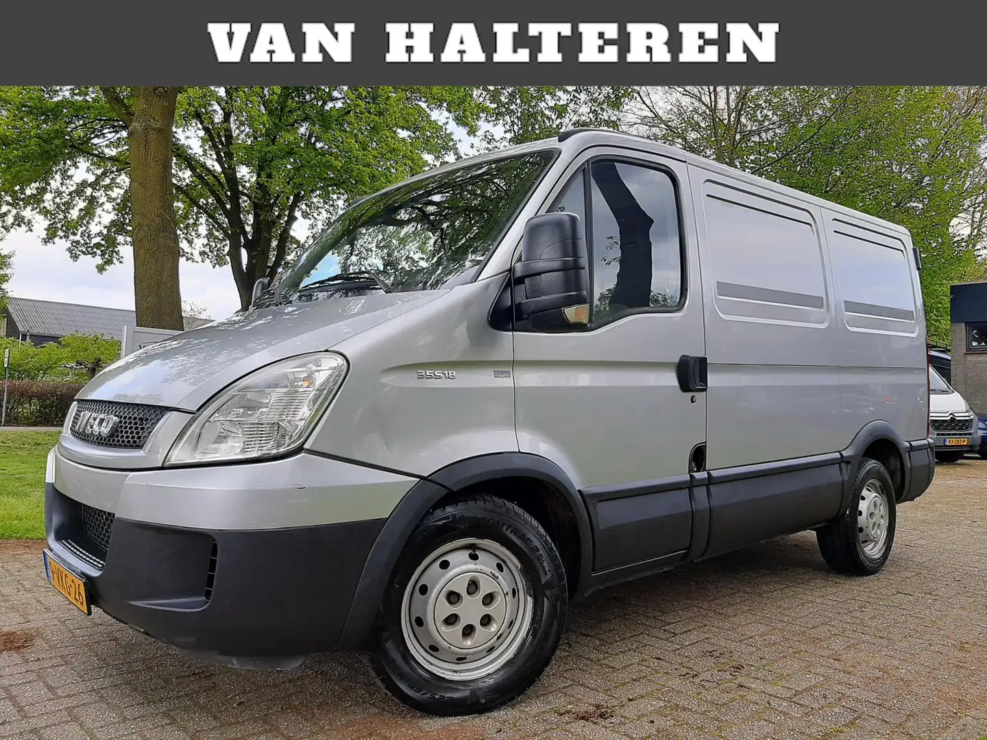 Iveco Daily 35S18V 300 177PK Airco Luchtvering trekhaak Gris - 1