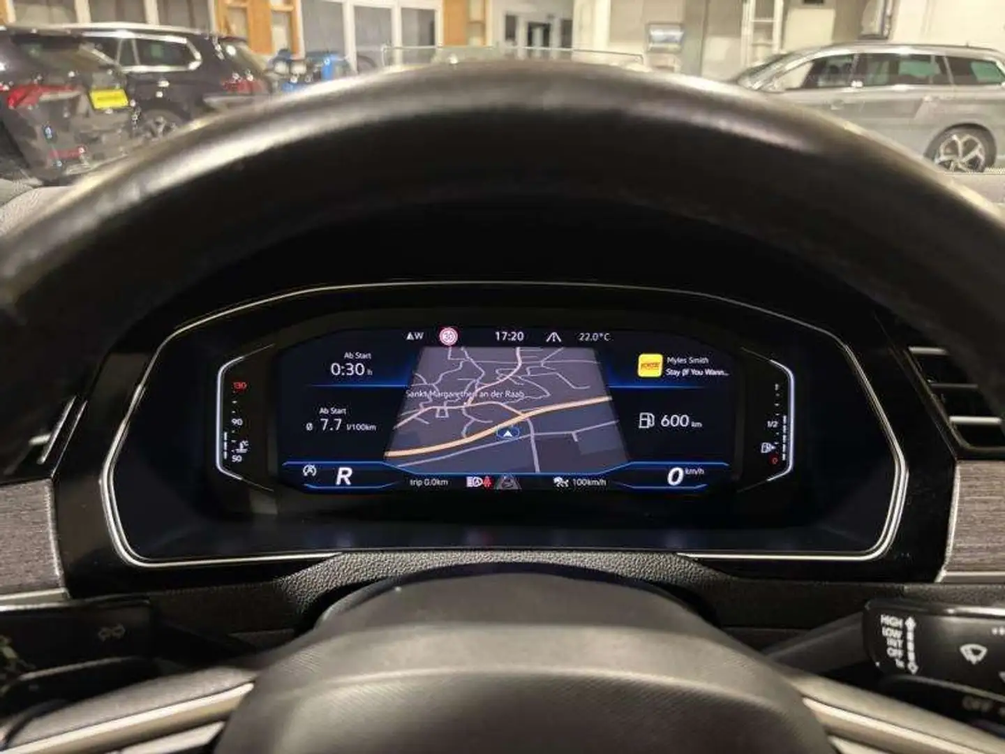 Volkswagen Passat *** Elegance 4x4 DIGITAL DISPLAY 360° KAMERA HE... Schwarz - 2