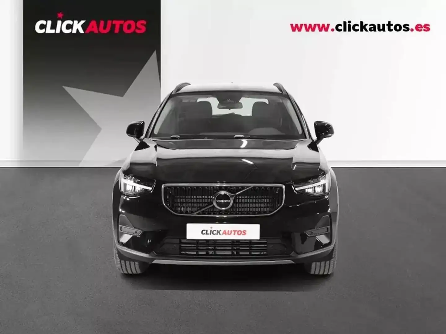 Volvo XC40 2.0 163CV B3 G Essential Auto Zwart - 2
