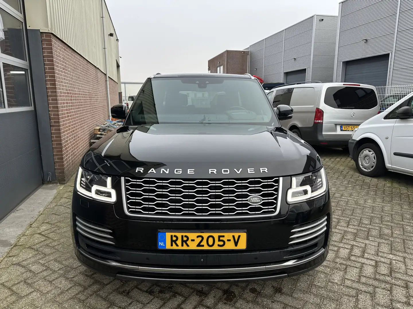 Land Rover Range Rover 4.4 SDV8 Autobiography Panoramadak,Meridian,22"Lmv Zwart - 2