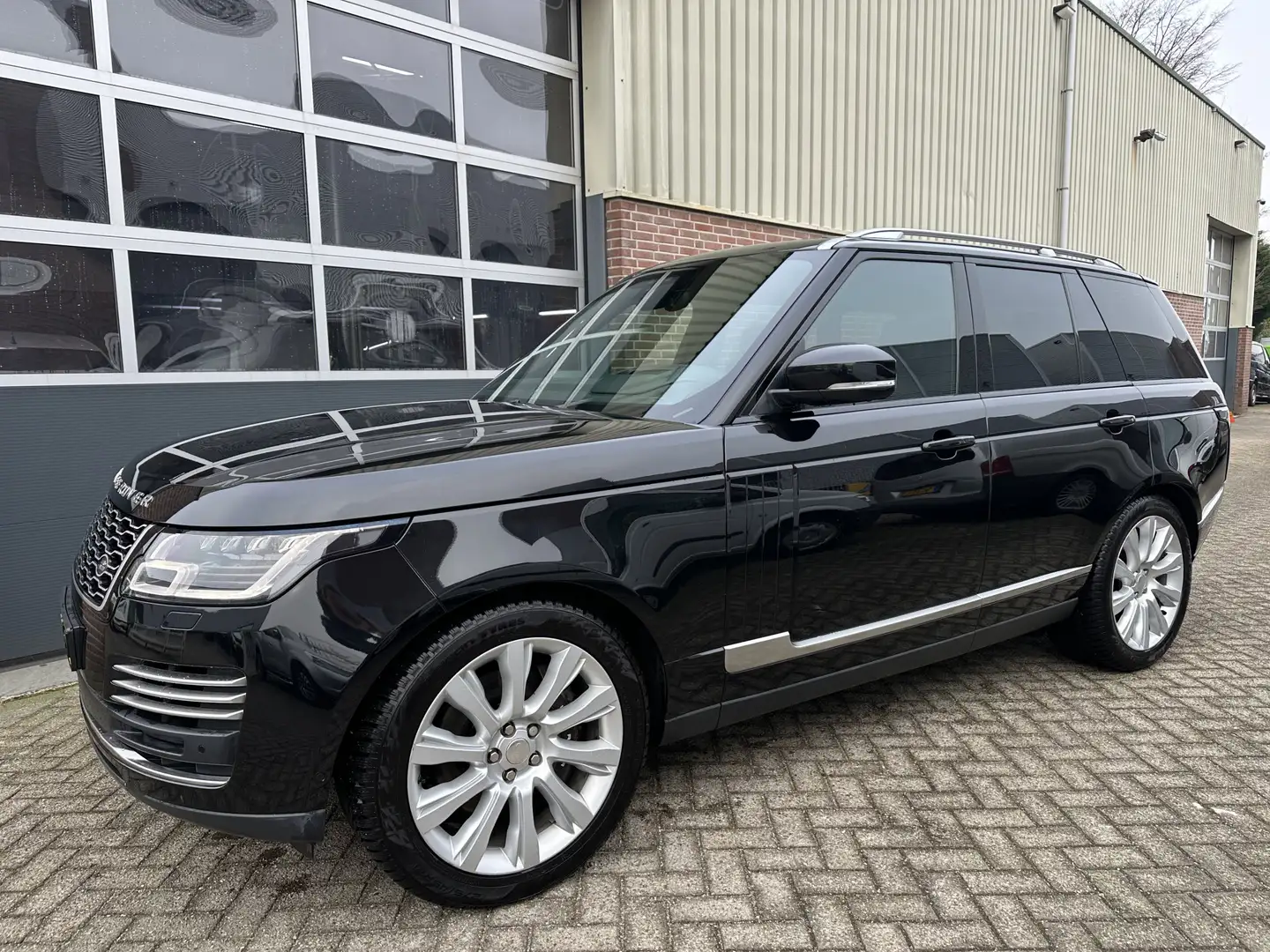 Land Rover Range Rover 4.4 SDV8 Autobiography Panoramadak,Meridian,22"Lmv Zwart - 1
