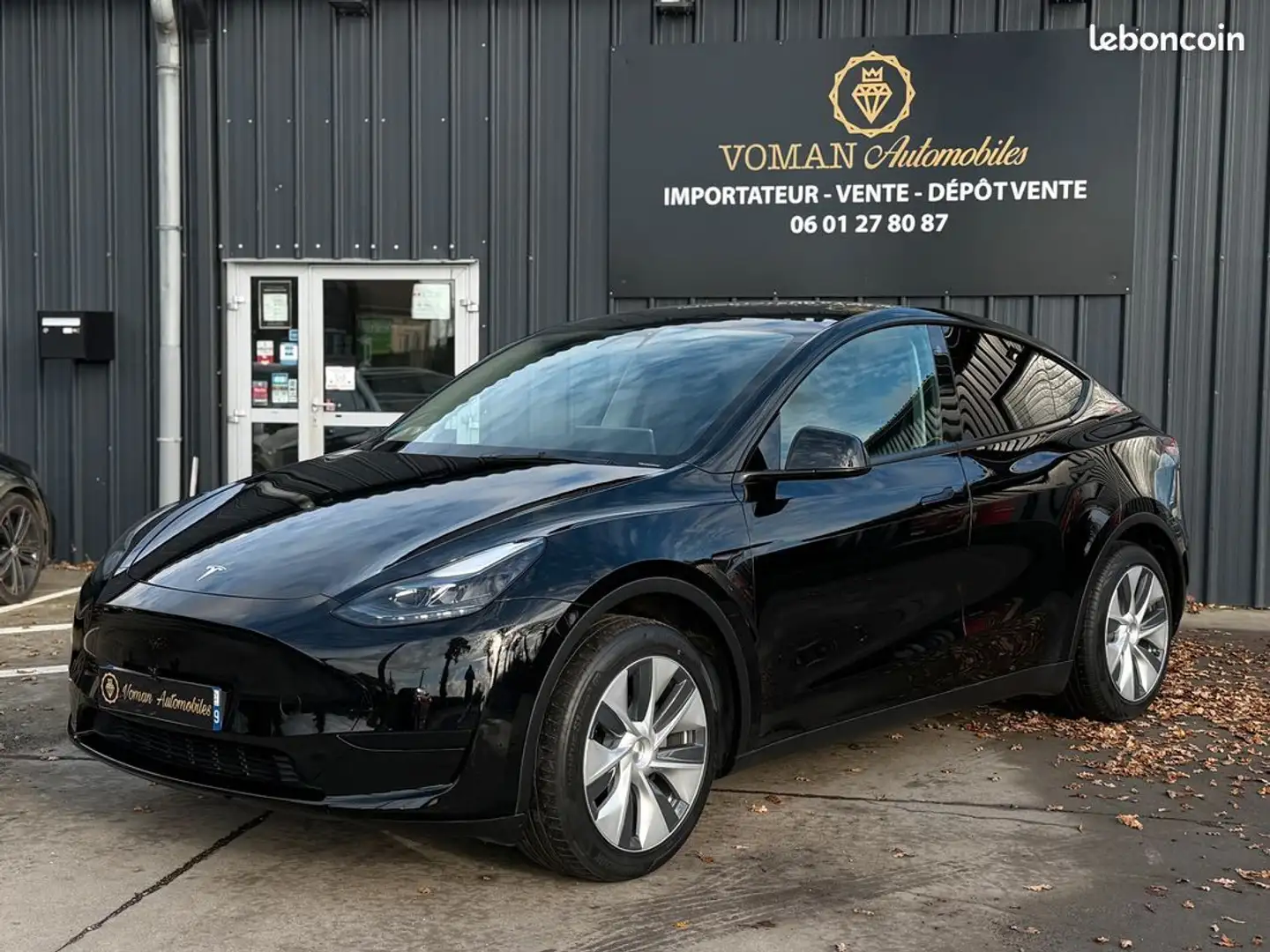 Tesla Model Y Noir - 1