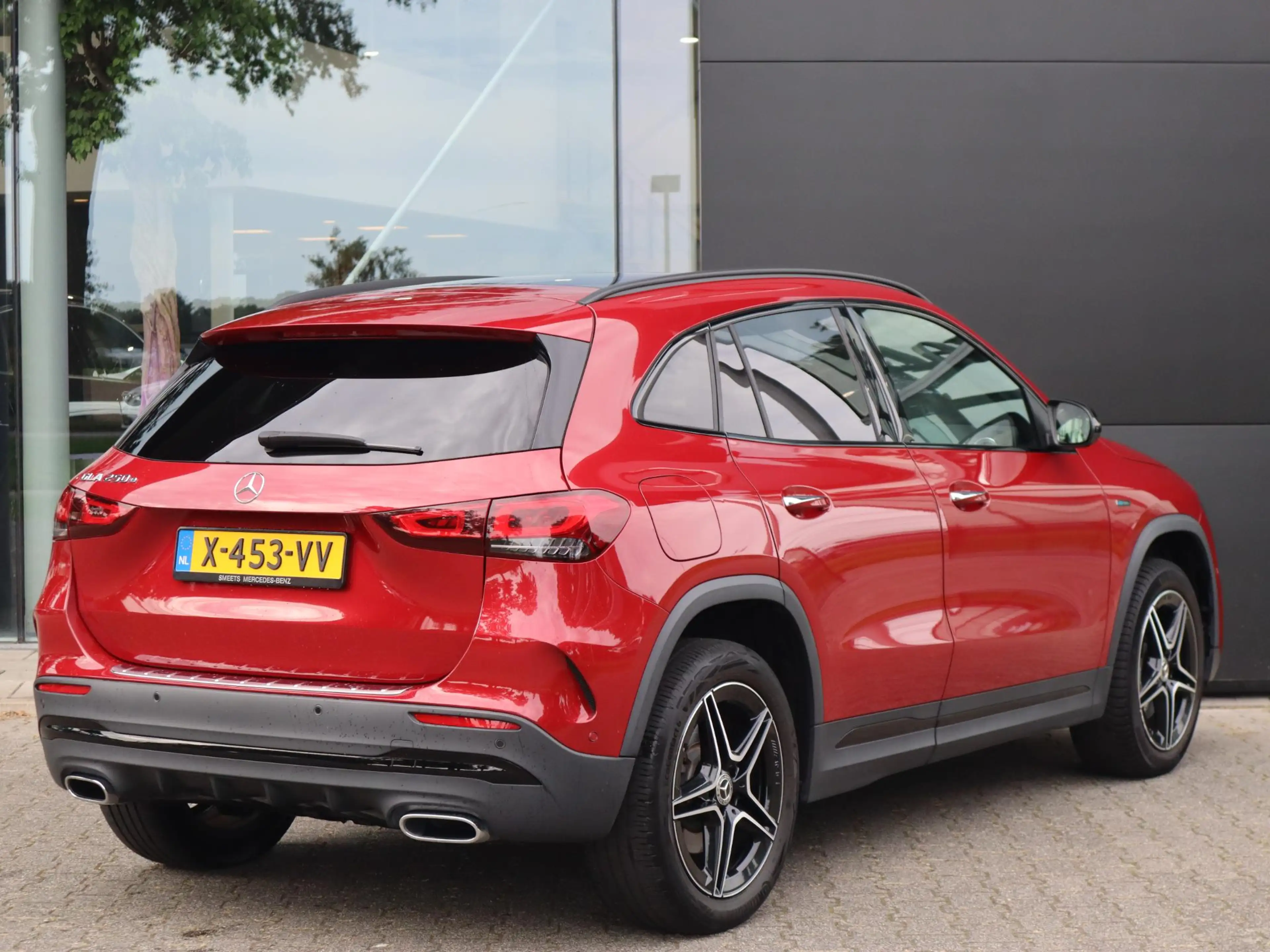 Mercedes-Benz GLA 250 e Business Solution AMG Limited — photo 2