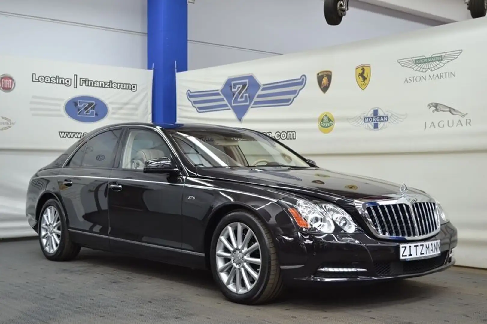 Maybach 57 s /18 500 KM/SONDERLACK/MODEL 2011 Schwarz - 1
