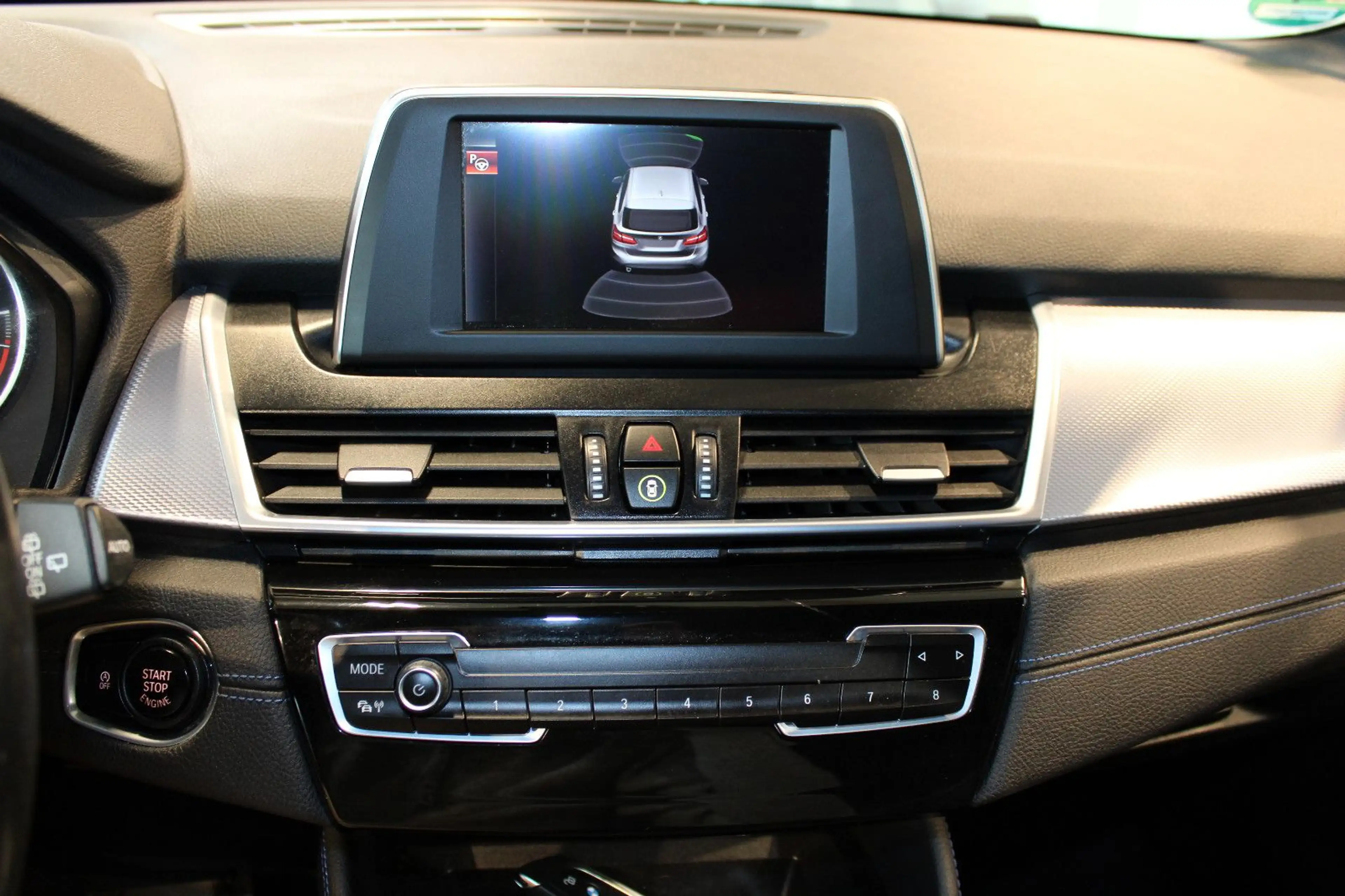 BMW 216 d Active Tourer M-Sport PDC Tempomat Klima — photo 15