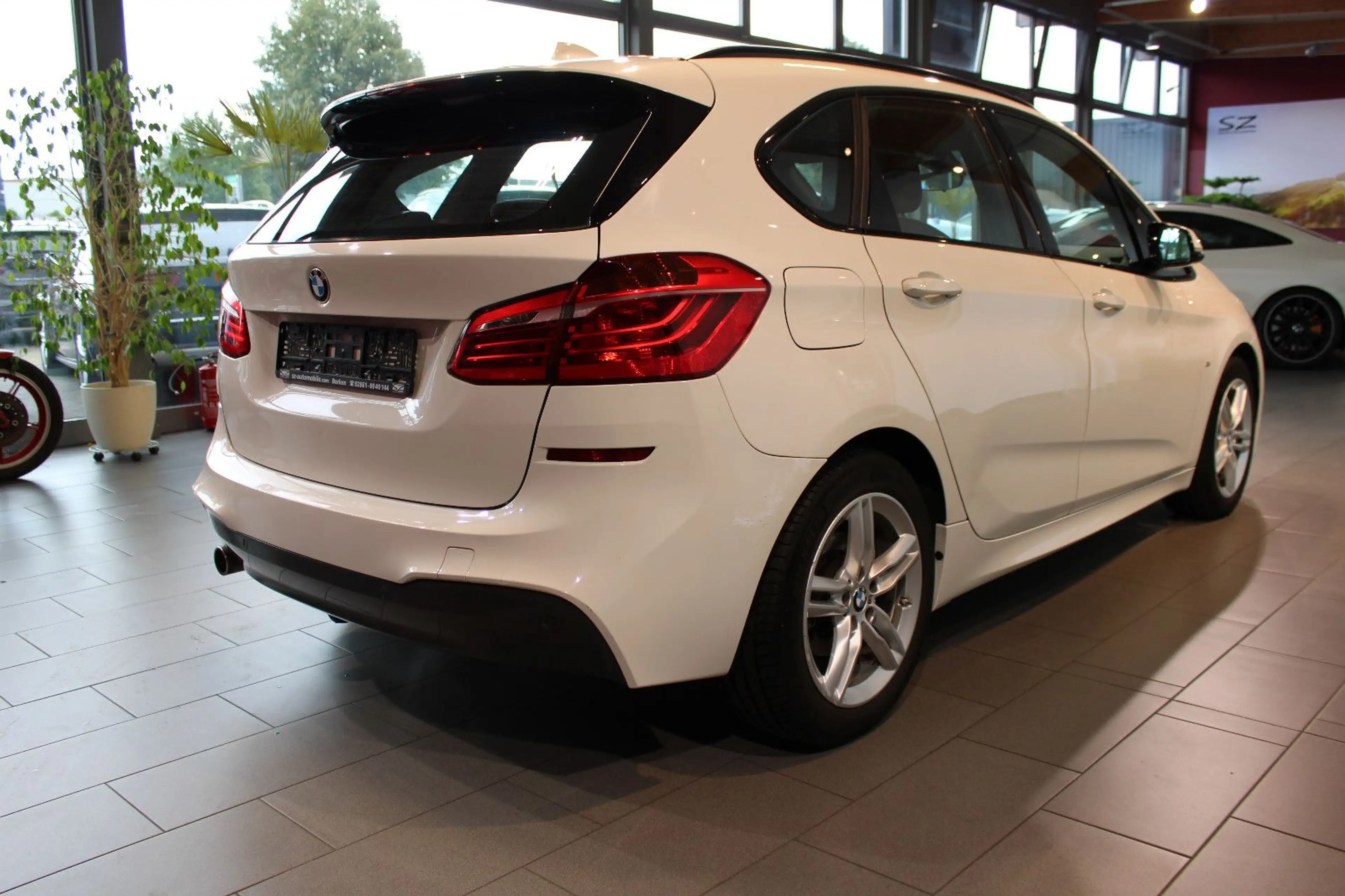BMW 216 d Active Tourer M-Sport PDC Tempomat Klima — photo 6