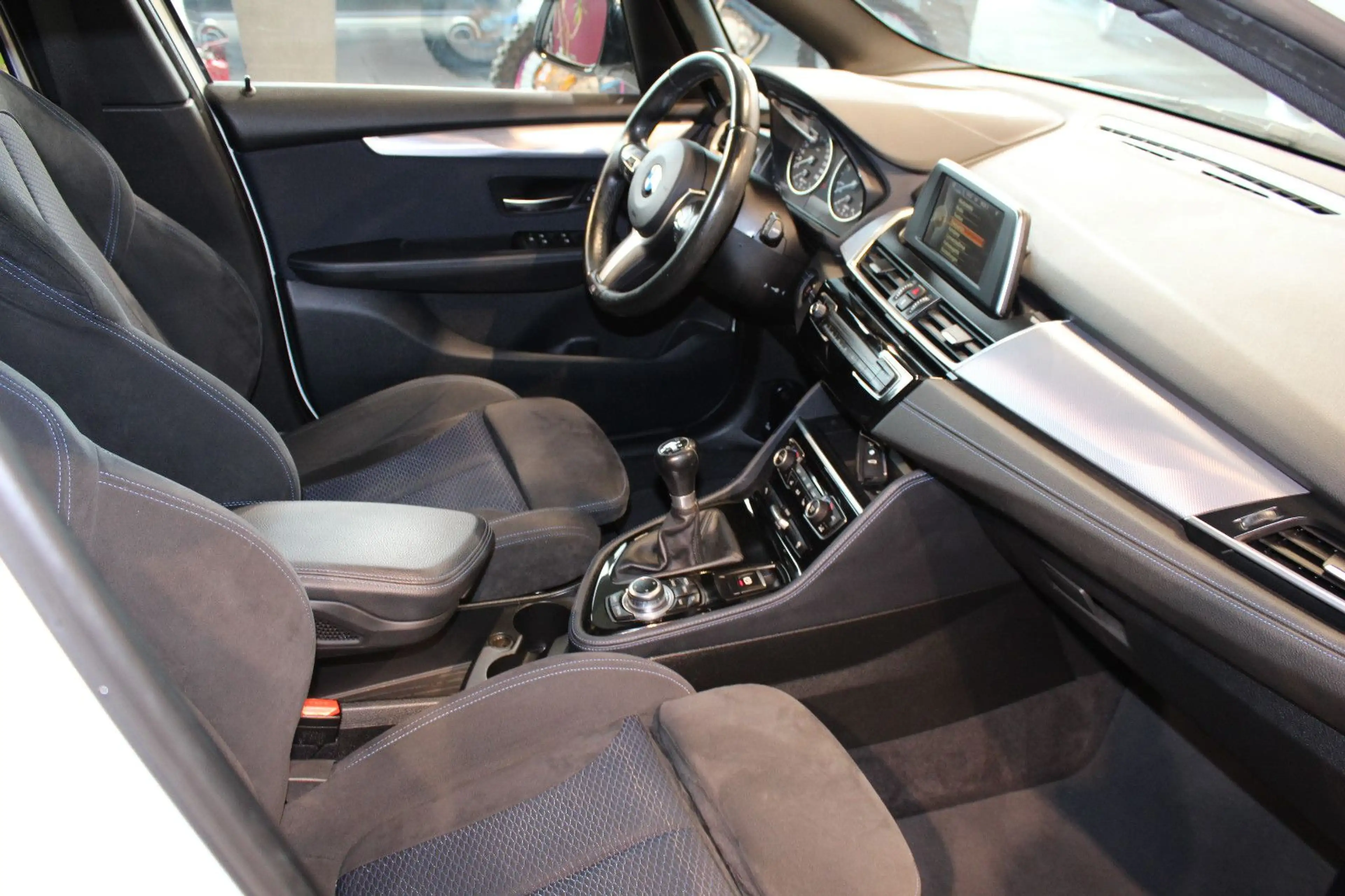 BMW 216 d Active Tourer M-Sport PDC Tempomat Klima — photo 13