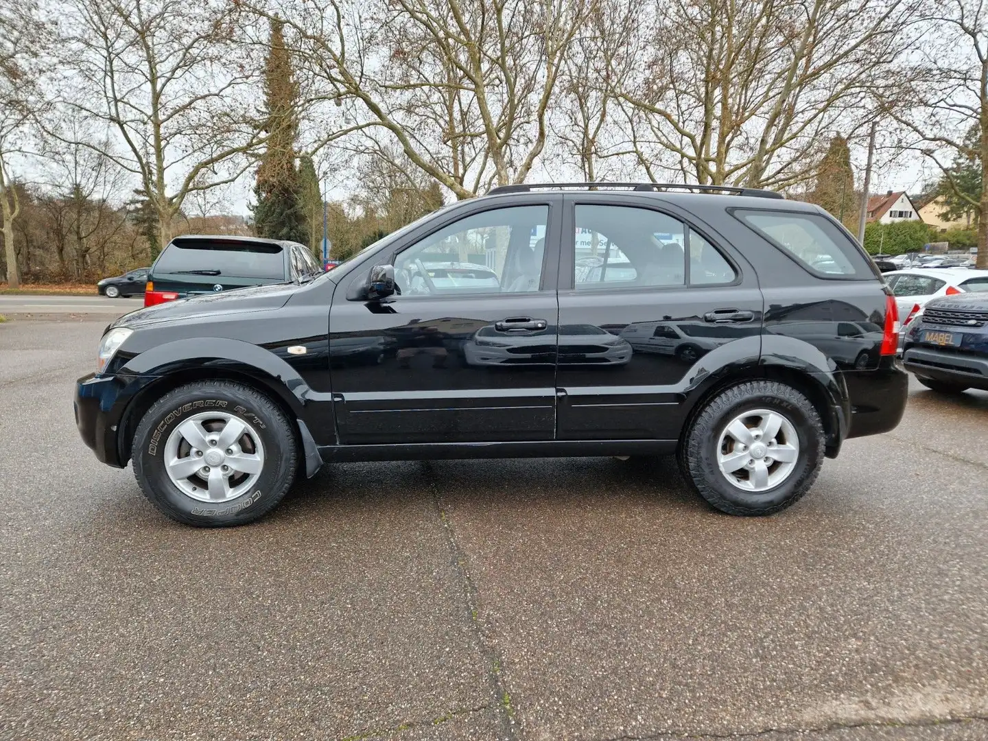 Kia Sorento 2.5 CRDi VGT EX 4WD +AHK+2.HAND+TÜV NEU+ Schwarz - 2