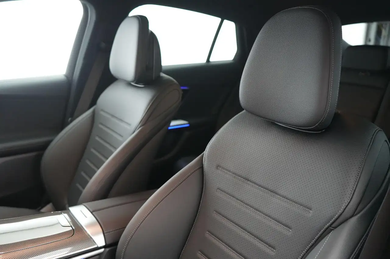 Mercedes-Benz GLC 2026