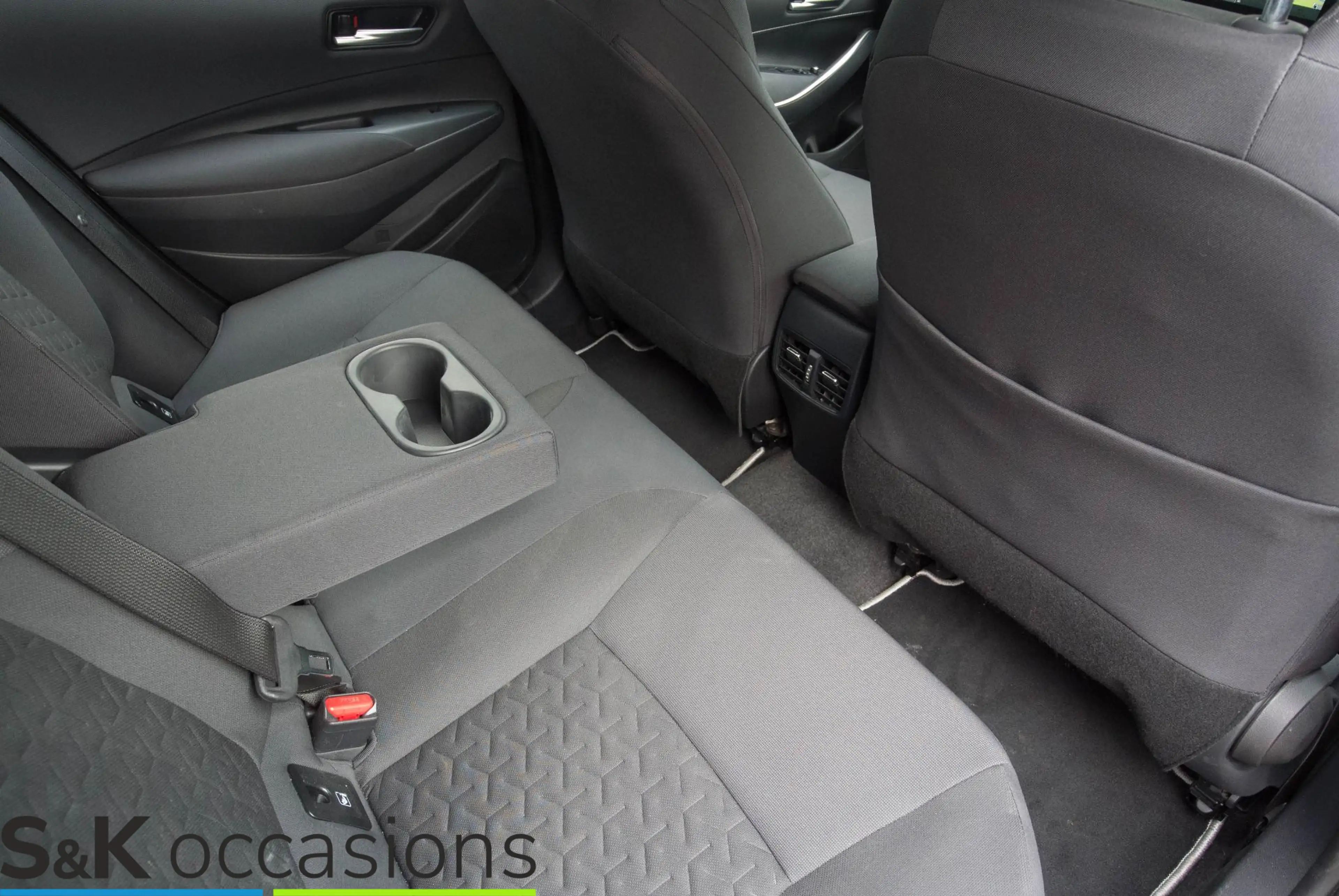Toyota Corolla Touring Sports 1.8 Hybrid 10j. garantie BSM NAVI C — photo 4