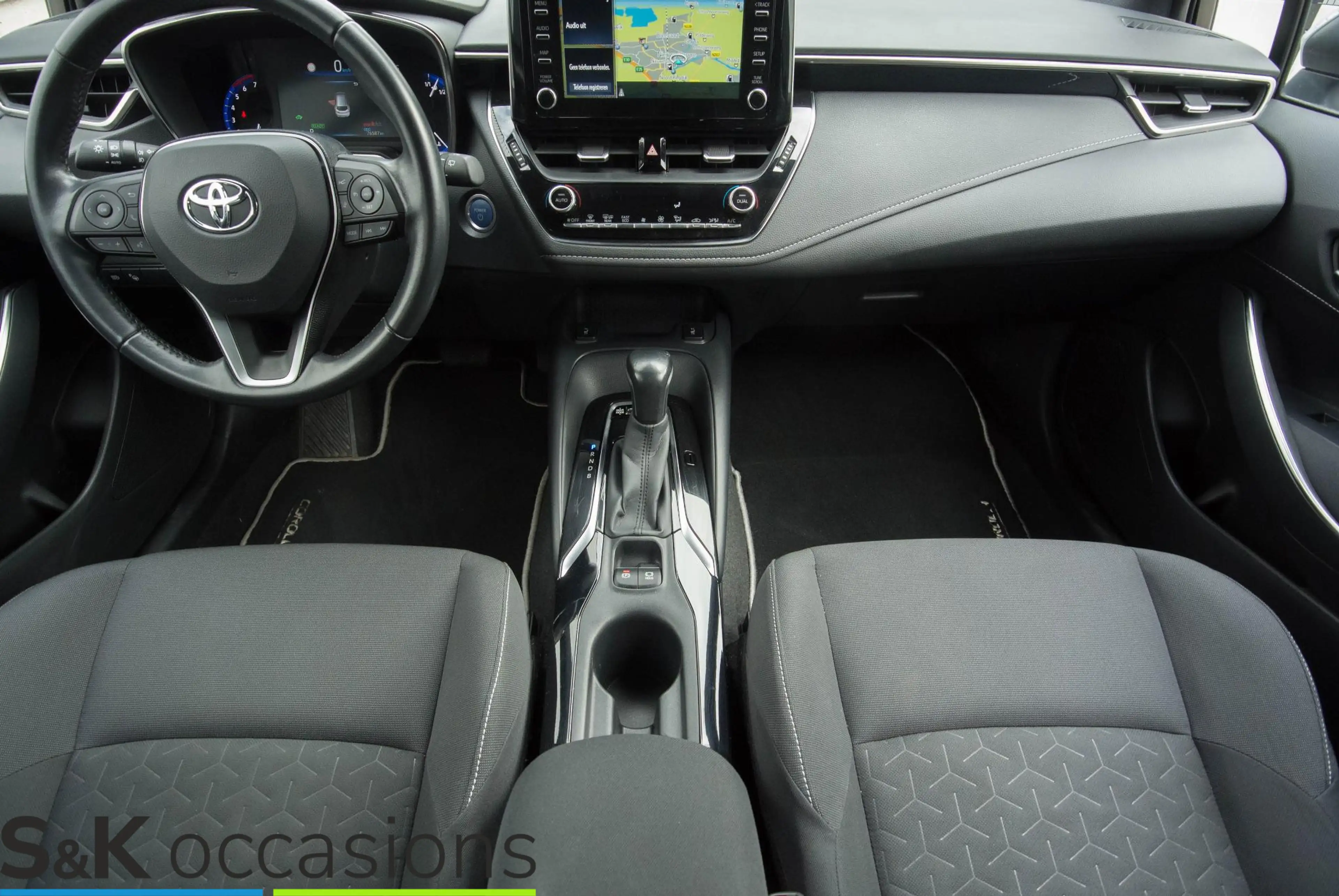 Toyota Corolla Touring Sports 1.8 Hybrid 10j. garantie BSM NAVI C — photo 2