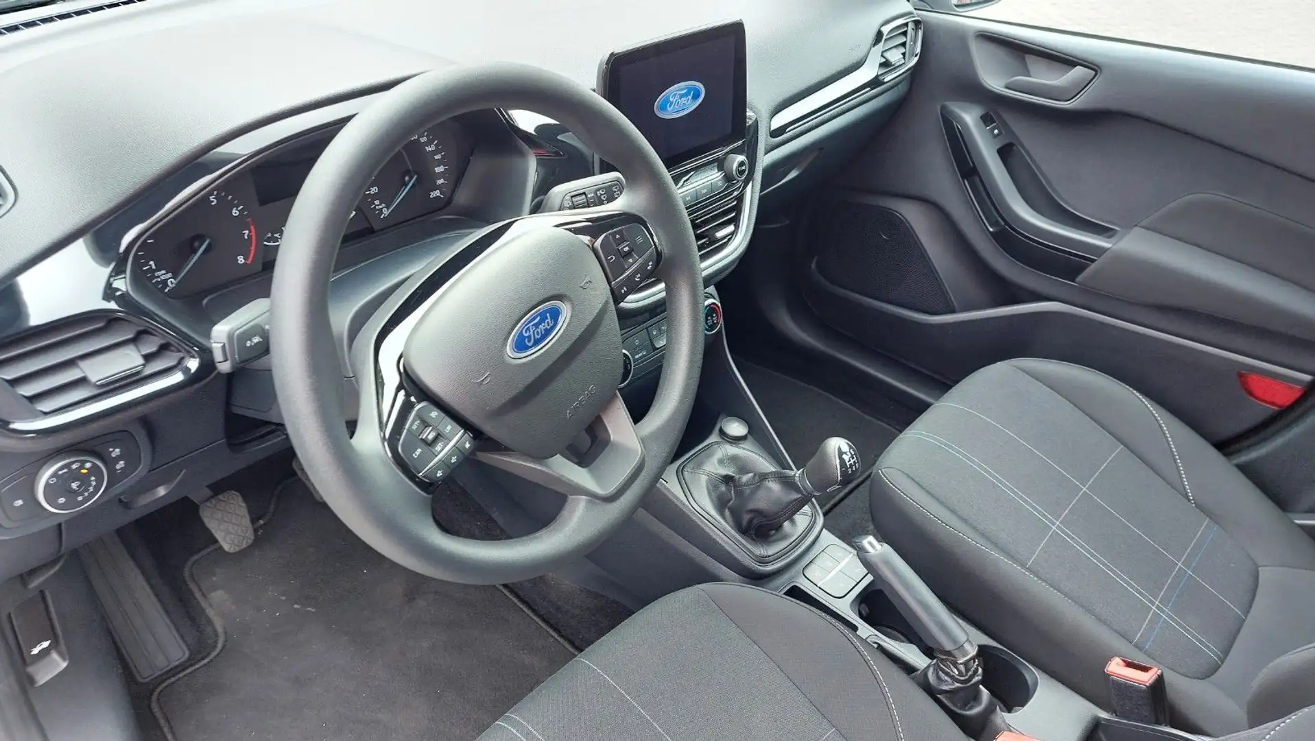 Ford Fiesta Cool & Connect Argent - 2