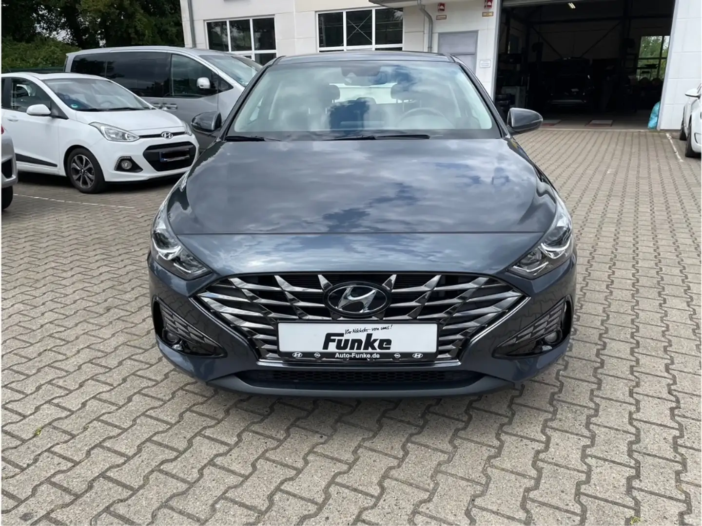 Hyundai i30 Trend Mild-Hybrid 1.0 T-GDI EU6d Apple CarPlay And Grau - 2