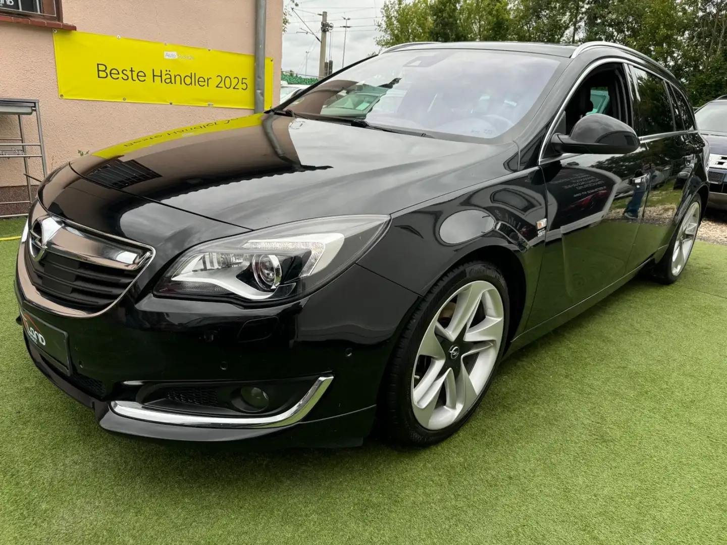 Opel Insignia A Sports Tourer Business InnovationVOLL Zwart - 2