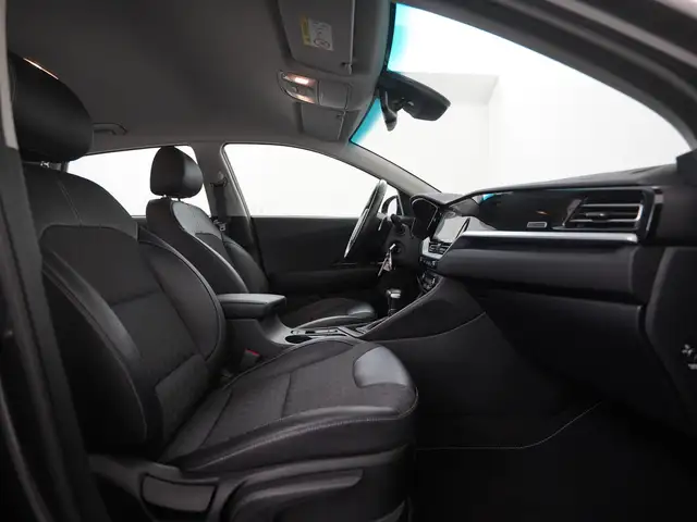 Kia Niro view 3