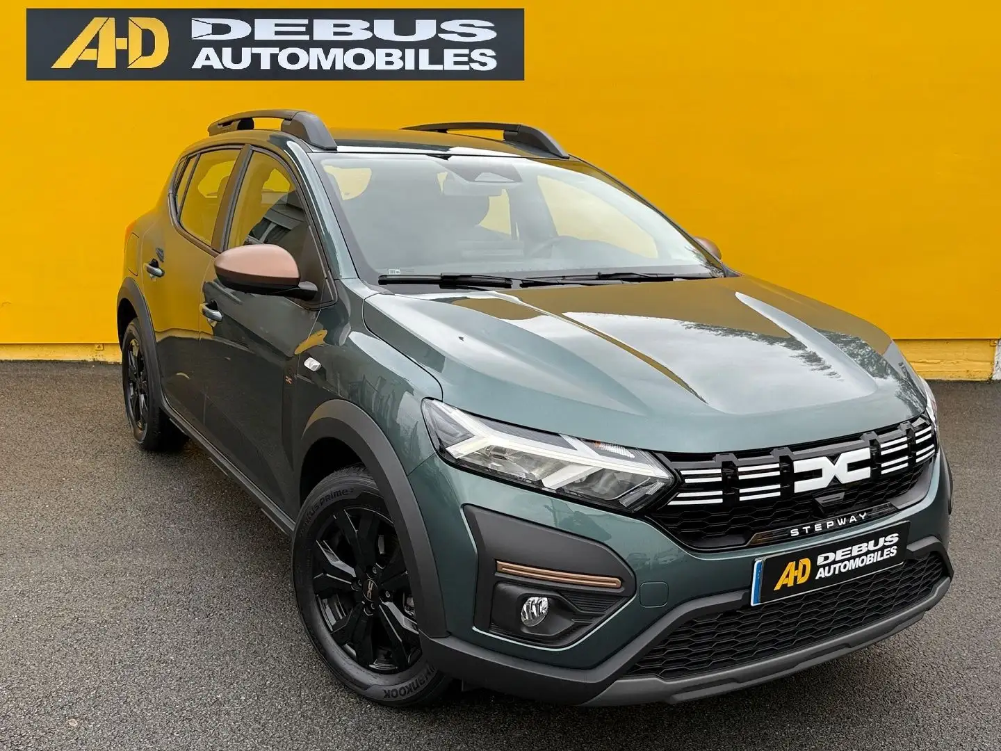 Dacia Sandero 1.0 ECO-G 100CH STEPWAY EXTREME -24 Verde - 1